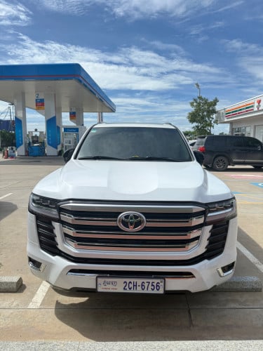 V Auto 8888
