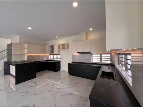 Villa Selling