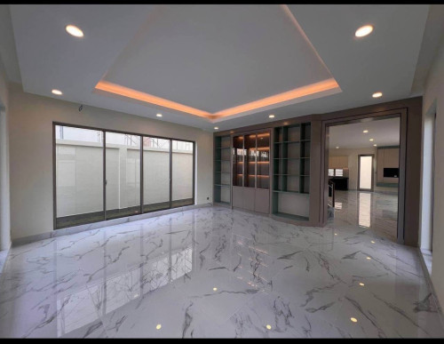 Villa Selling