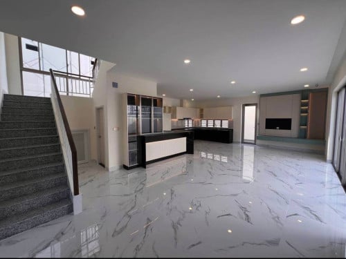 Villa Selling