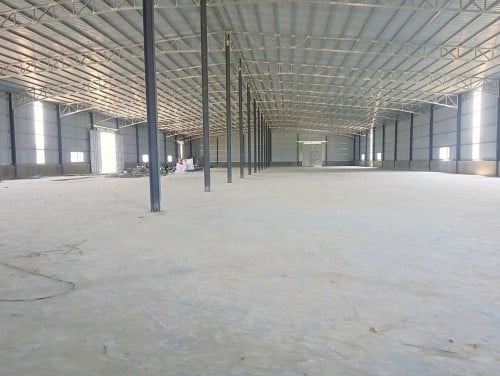 Warehouse2500m2 at Sensok for rent