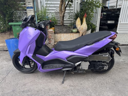xmax 300