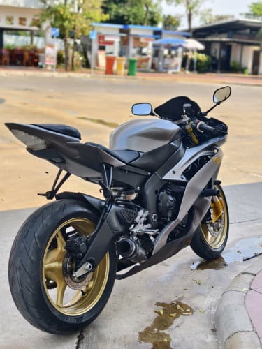 YAMAHA R6 2013