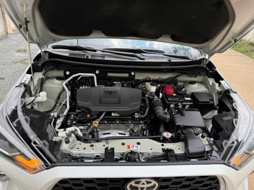 YARIS. CROSS . ឆ្នាំ 2024 Fulloption