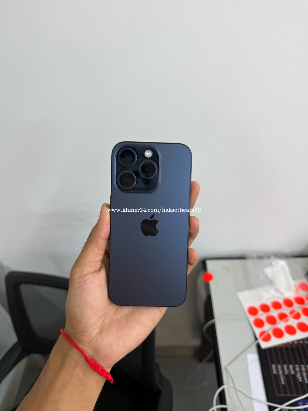 iPhone 15 pro 1TB LL/A សំនុំសុីន