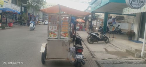រ៉ឺម៉ក នំបុ័ងសាំងវុិចលក់(សម្រាប់អ្នកចង់រកស៊ី)