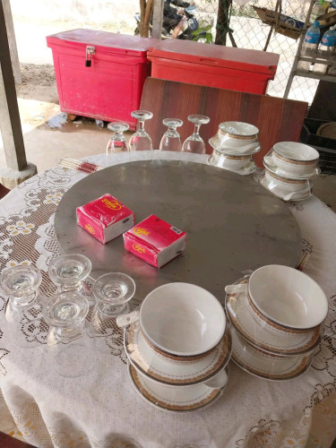 រោង