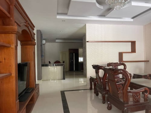 វីឡាភ្លោះ លក់បន្ទាន់ទីតាំង នៅបុរីវិមានភ្នំពេញ ខណ្ឌឫស្សីកែវ