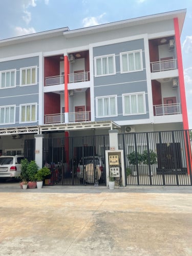 ធានាតម្លៃពិសេសបងប្អូន