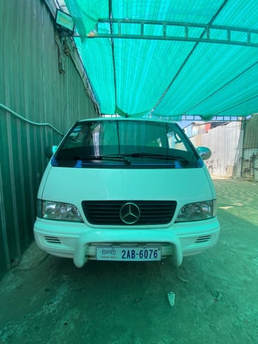 ឡានស្អាត2001