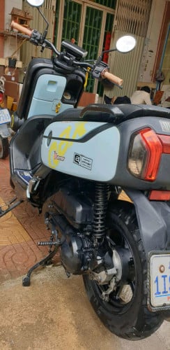 ម៉ូតូលក់មានកាតត្រឹមត្រូវ