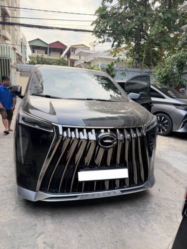 ឡានថ្មីដូចខ្លាញ់គោ