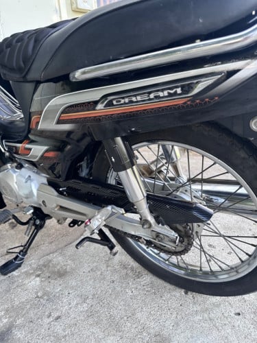 ម្ចាស់ដើម 020 នៅសុំណុំសុីន