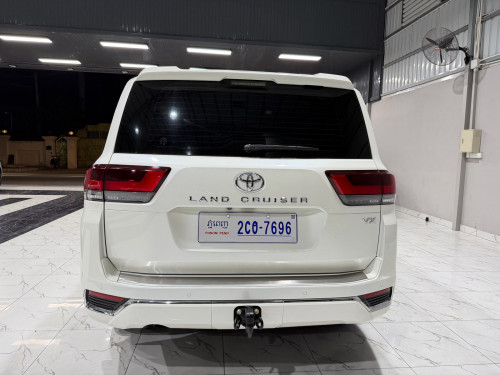 លក់​ 022 VX full option V6 សាំង​ ម្ចាស់ដេីម​ផ្ទាល់​