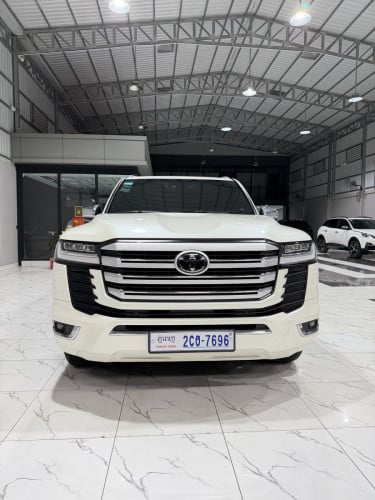 លក់​ 022 VX full option V6 សាំង​ ម្ចាស់ដេីម​ផ្ទាល់​