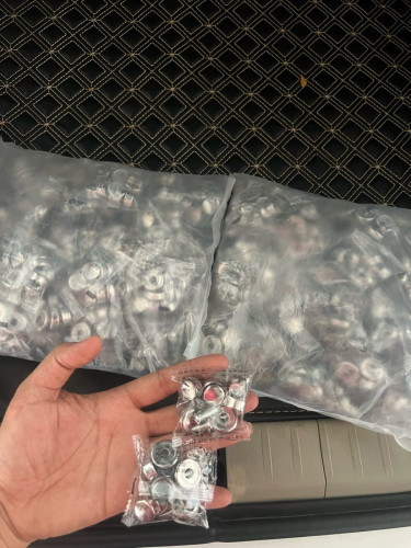 អ៊ីណុកចាប់ស្លាកលេខឡាន 1ឈុត 1$