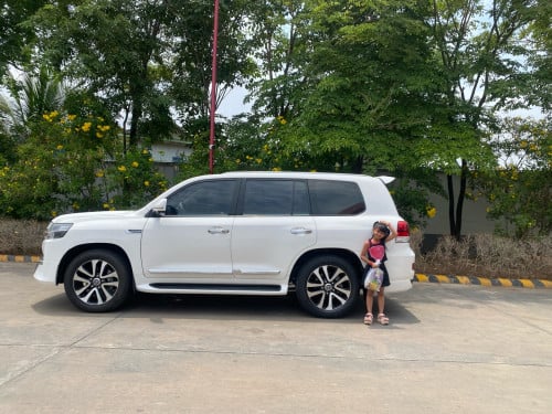 ឡានលក់ស្អាតអត់បុកអត់ប៉ះបើកដំបូលហ្វូលអប់សុិន/2010ឡើង2021
