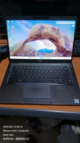 ចង់លក់ Dell latitude 5300 i7 8th Touch screen