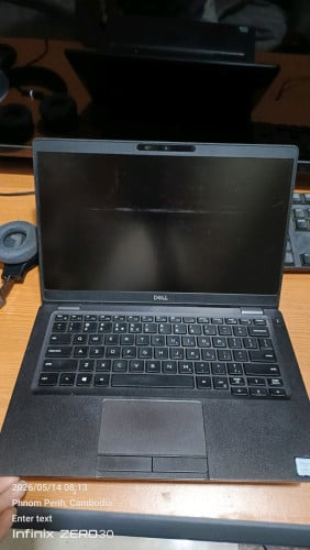 ចង់លក់ Dell latitude 5300 i7 8th Touch screen