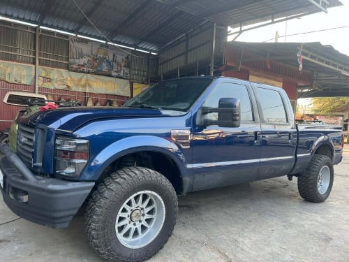 ឡានលក់​ Ford F350 Diesel Full option 2008