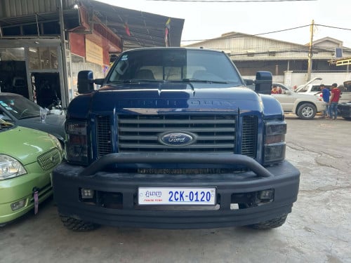 ឡានលក់​ Ford F350 Diesel Full option 2008