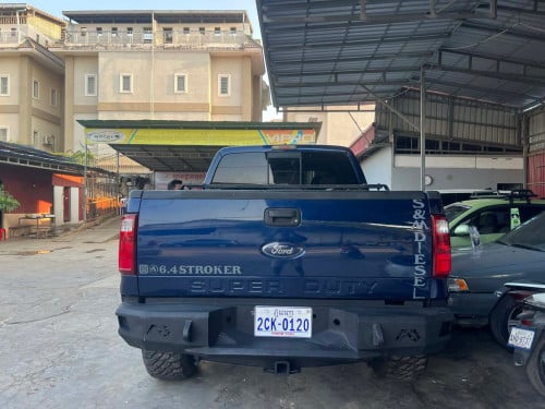 ឡានលក់​ Ford F350 Diesel Full option 2008