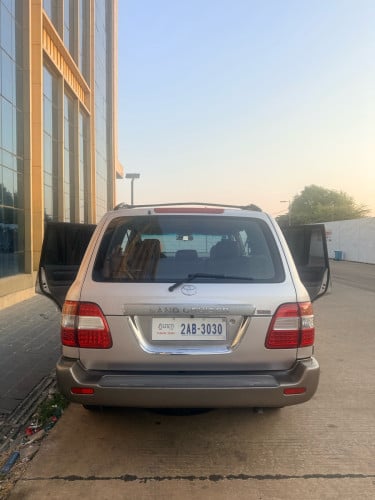 ឡានលក់Land ម៉ាស៊ូត:18800$