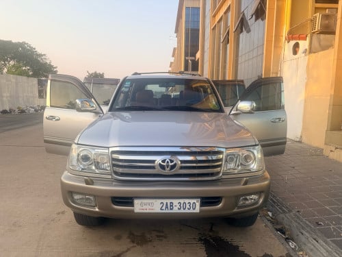 ឡានលក់Land ម៉ាស៊ូត:18800$