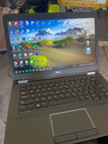 ចង់លក់ Laptop Dell
