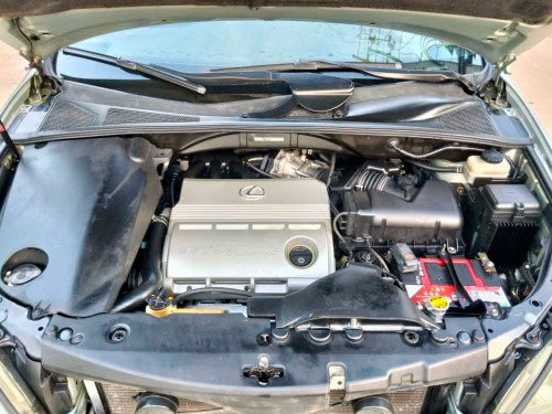 រថយន្ត Lexus RX330ឆ្នាំផលិត2004 ប៉ុង១ ពណ៍ប្រផេះឡានស្អាតអត់បុកប៉ះច្រេះទេលក់