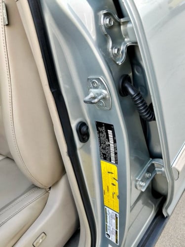 រថយន្ត Lexus RX330ឆ្នាំផលិត2004 ប៉ុង១ ពណ៍ប្រផេះឡានស្អាតអត់បុកប៉ះច្រេះទេលក់