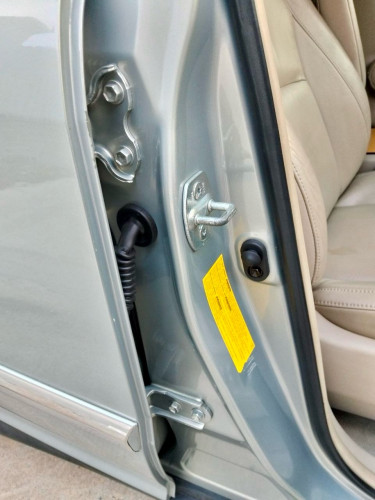 រថយន្ត Lexus RX330ឆ្នាំផលិត2004 ប៉ុង១ ពណ៍ប្រផេះឡានស្អាតអត់បុកប៉ះច្រេះទេលក់