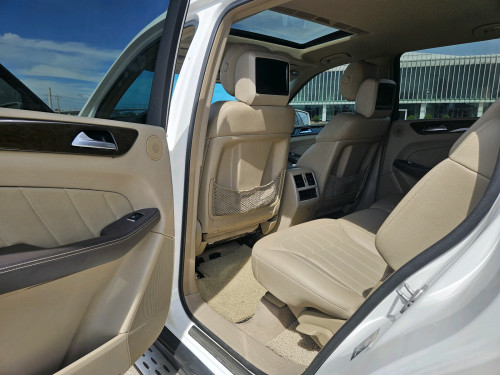 លក់ MERCEDES GL400 2015
