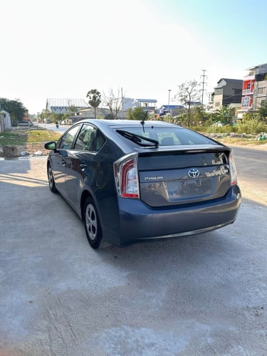 ឡានPrius 012 option 3