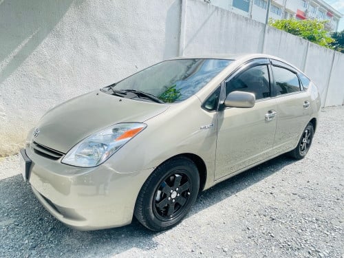 លក់ឡាន Prius 2005 Full option ម្ចាស់ដើម