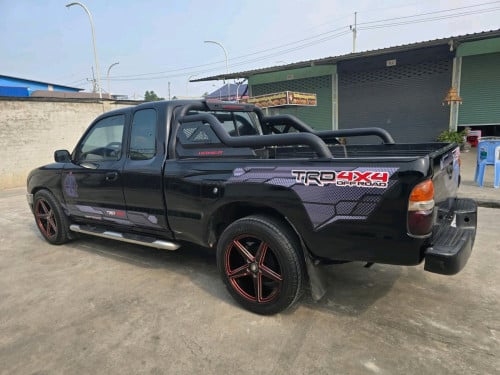 លក់ឡានធូរថ្លៃ Toyota Tacoma ឆ្នាំ1997​