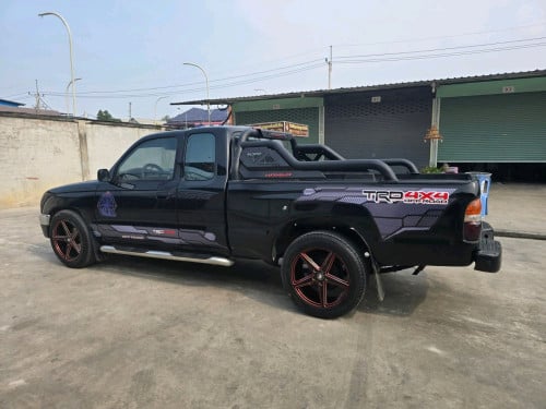 លក់ឡានធូរថ្លៃ Toyota Tacoma ឆ្នាំ1997​