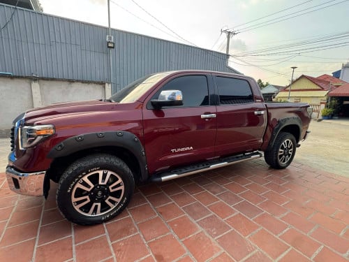 ឡានលក់ Toyota Tundra ឆ្នាំ08 ប៉ុង2 ឡានស្អាត