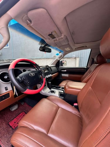 ឡានលក់ Toyota Tundra ឆ្នាំ08 ប៉ុង2 ឡានស្អាត