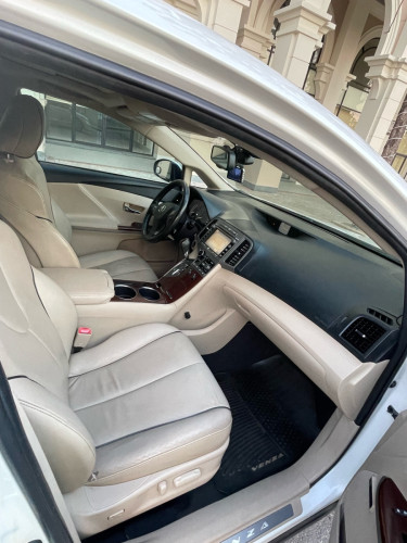ឡានលក់ Toyota Vanza 2010 V4 pong1 full option👉បើកតំបូល សោរប្រើស្មាតឃី ឡានទិញពីម្ចាស់ដើមទី១