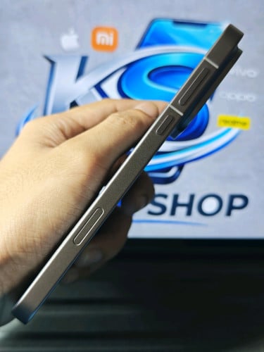 📱OPPO Find X9 Pro / China  💾RAM12G+12G/Storage256G✅នៅស្អាត99.99%👉មានប្រអប់ឆ្នាំងសាកហ្សុីន80W