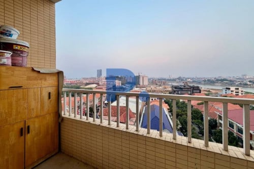 110 SQM!!! Spacious 2 Bedrooms Condo for RENT in Rose Condo near AEON Mall 1