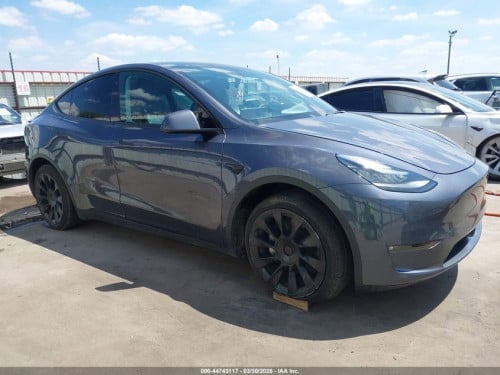 2021 Tesla Model Y Standard Range Rear-Wheel Drive 49084mi