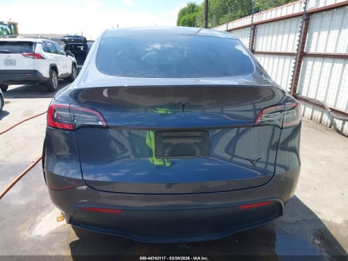 2021 Tesla Model Y Standard Range Rear-Wheel Drive 49084mi