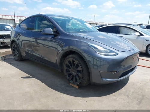 2021 Tesla Model Y Standard Range Rear-Wheel Drive 49084mi