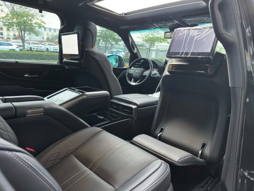 2023 LEXUS LX600 VIP 4 seats អារ៉ាប់