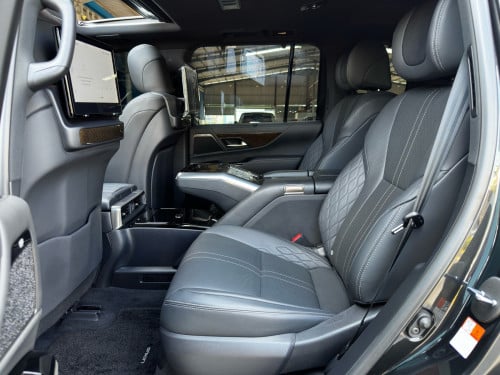 2023 LEXUS LX600 VIP 4 seats អារ៉ាប់