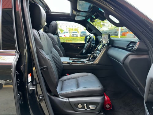 2023 LEXUS LX600 VIP 4 seats អារ៉ាប់