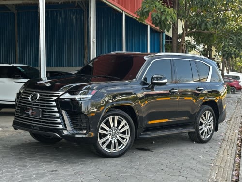 2023 LEXUS LX600 VIP 4 seats អារ៉ាប់