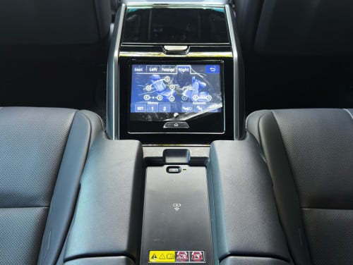 2023 LEXUS LX600 VIP 4 seats អារ៉ាប់